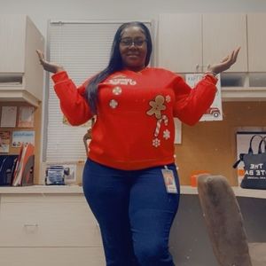 Meet your Posher, Renee